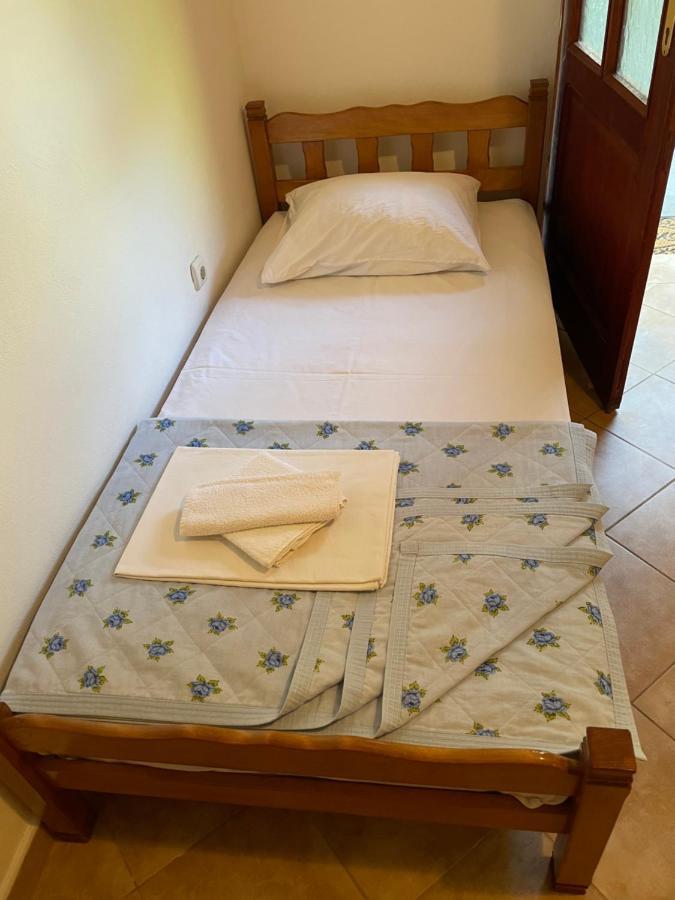 Apartmani Ivana Tivat Zewnętrze zdjęcie