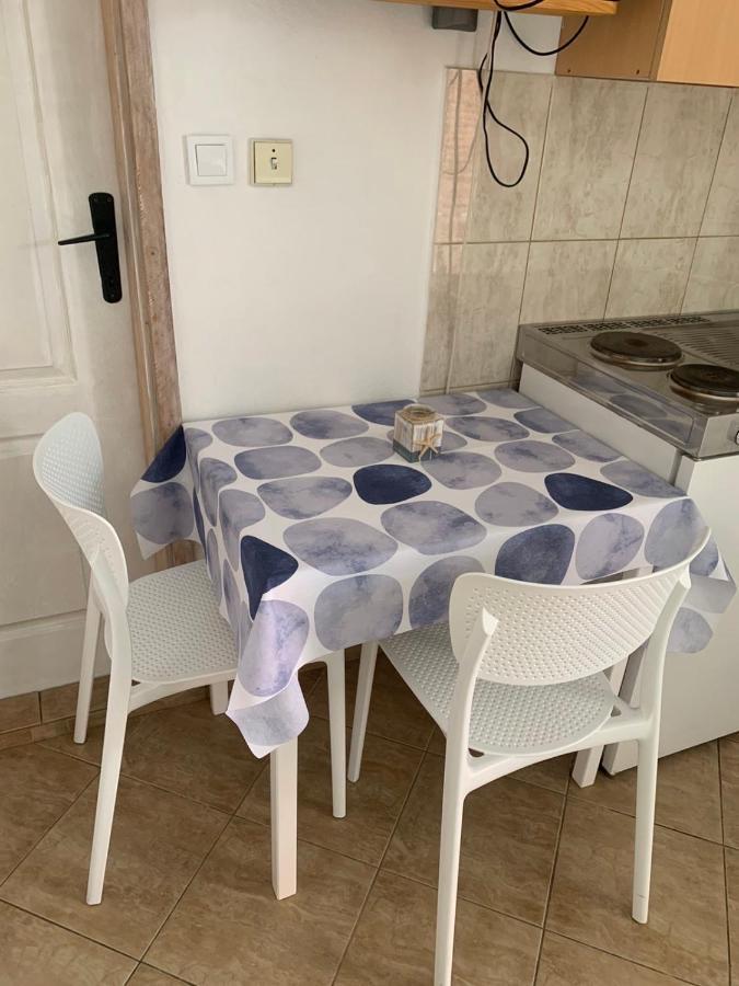 Apartmani Ivana Tivat Zewnętrze zdjęcie