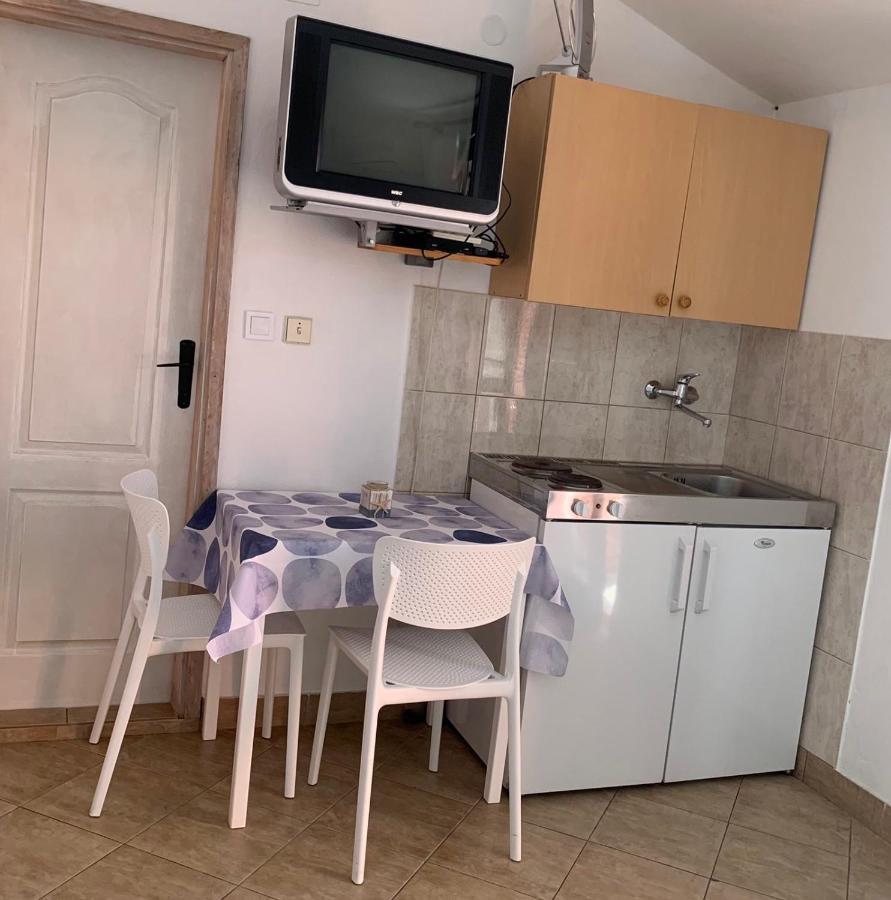 Apartmani Ivana Tivat Zewnętrze zdjęcie