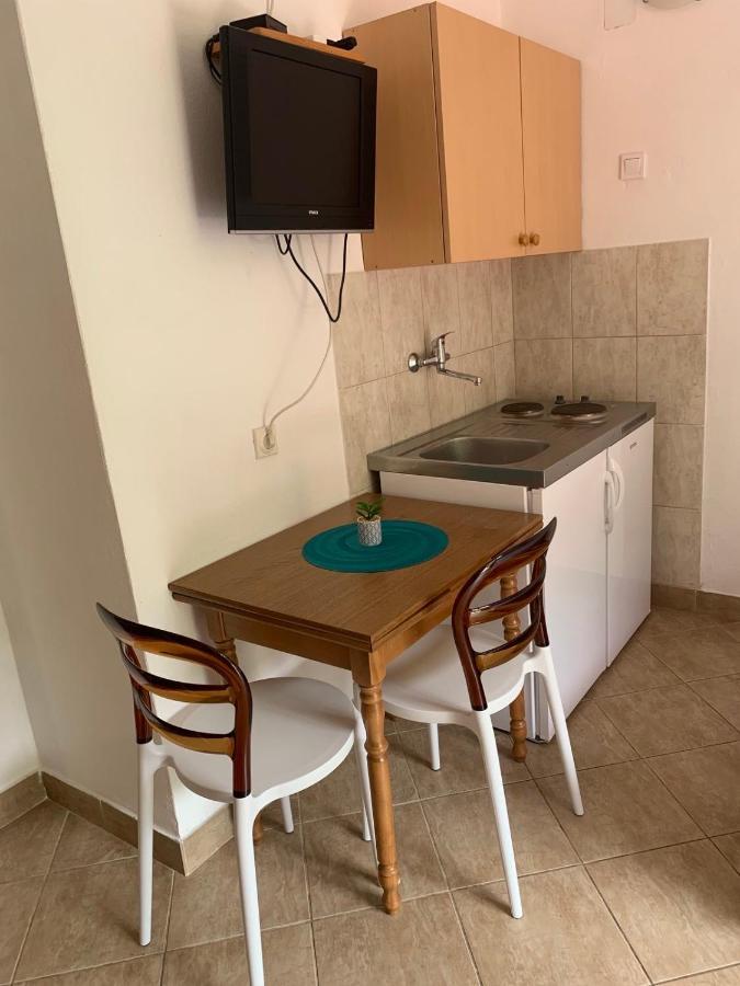 Apartmani Ivana Tivat Zewnętrze zdjęcie