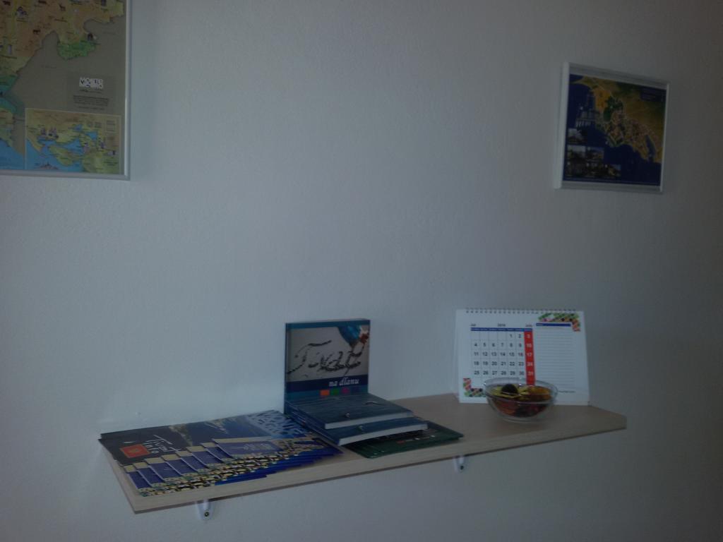 Apartmani Ivana Tivat Zewnętrze zdjęcie