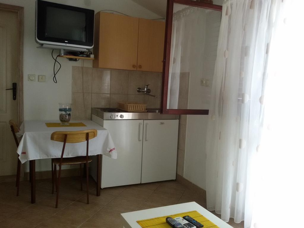 Apartmani Ivana Tivat Zewnętrze zdjęcie