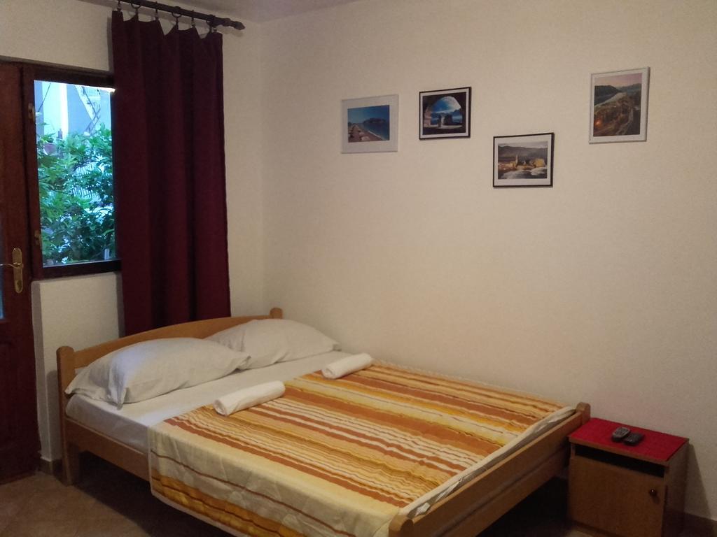 Apartmani Ivana Tivat Zewnętrze zdjęcie